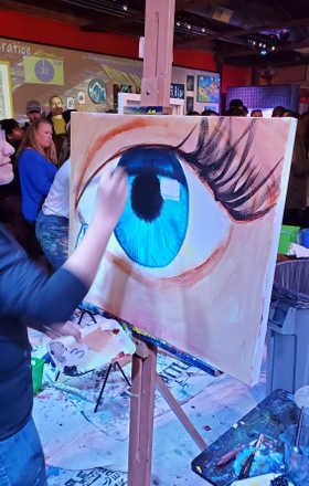 Celene Dionn · AB2000-3-1 · Round 3 Easel 1