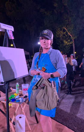 Julia Marshall · AB2219-1-2 · Round 1 Easel 2