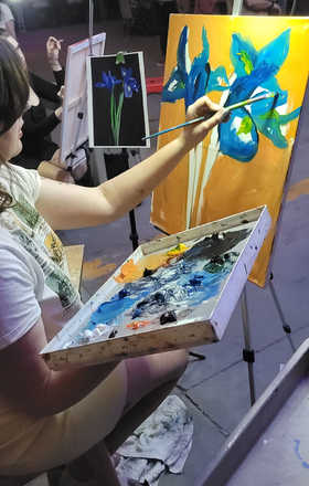 Laura Finocchiaro · AB2486-3-1 · Round 3 Easel 1