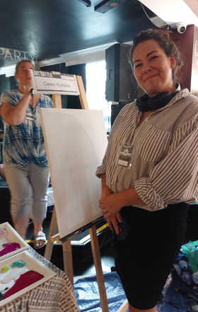 Casey Huxtable · AB2513-1-3 · Round 1 Easel 3