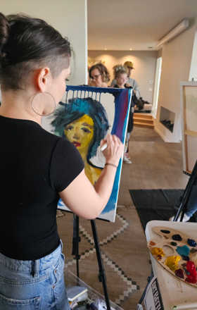 Hilary Roberts · AB2562-2-2 · Round 2 Easel 2