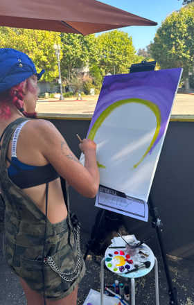 Kelly · AB2579-1-1 · Round 1 Easel 1