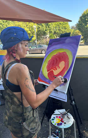 Kelly · AB2579-1-1 · Round 1 Easel 1