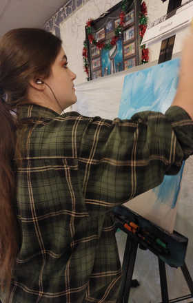 Emma · AB2645-2-2 · Round 2 Easel 2